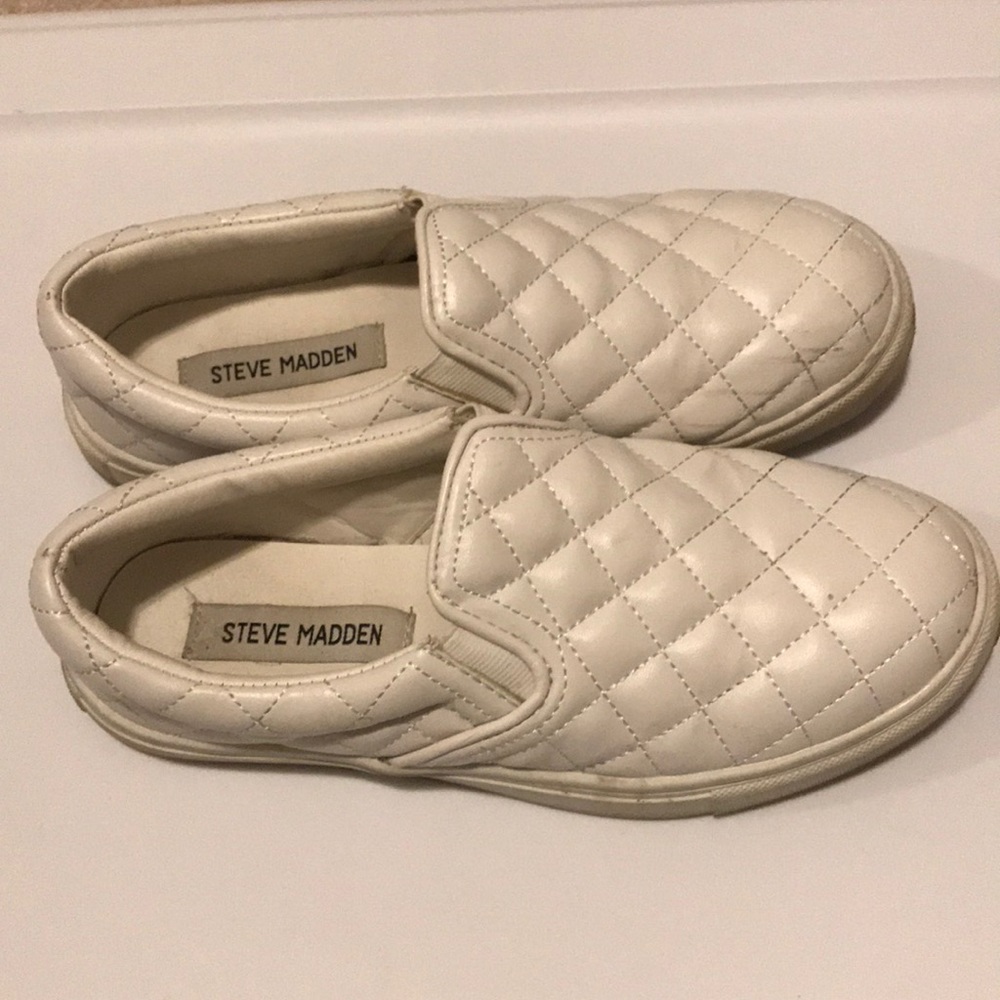 Steve Madden flat sneakers